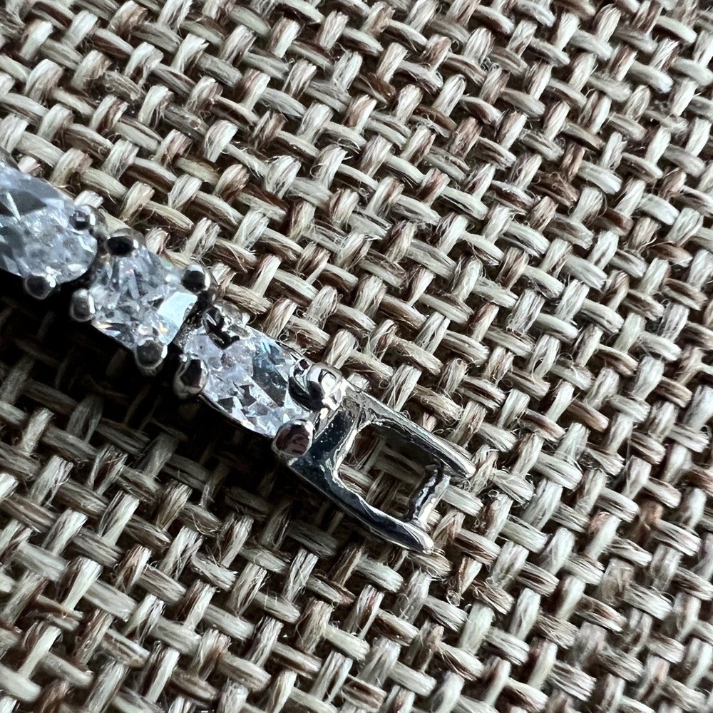 Swarovski Clear Crystal Tennis Bracelet Silver 7.5” - Picture 3 of 6